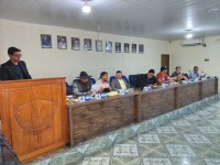 "A ata completa da 15ª Sessão Ordináriada 33ª Sessão Legislativa da 9ª Legislatura"